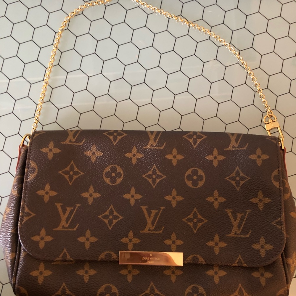 Louis Vuitton Favorite MM